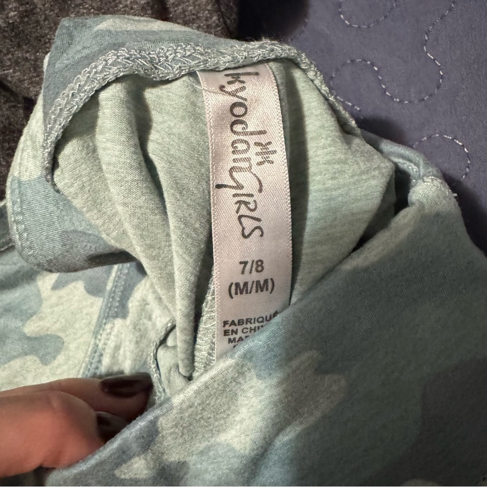 BUNDLE (5)Old Navy Kids' Leggings. Size Medium - Picture 6 of 6